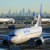 Newark International Airport resumes its work