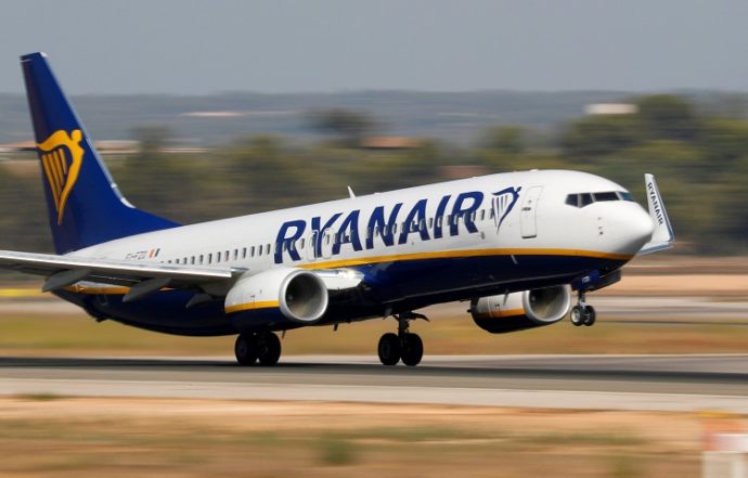 Ryanair passengers left locked in stairwell