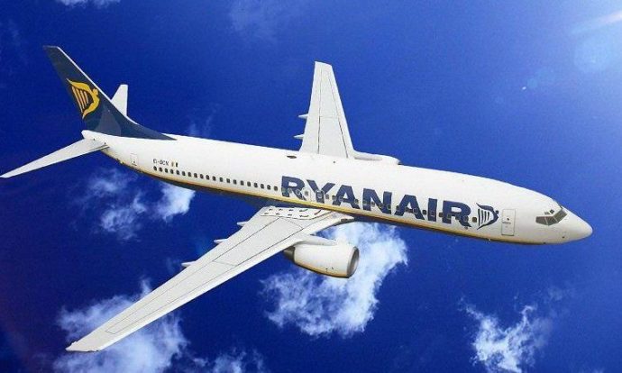 Ryanair seat ‘falls apart’ amid the flight