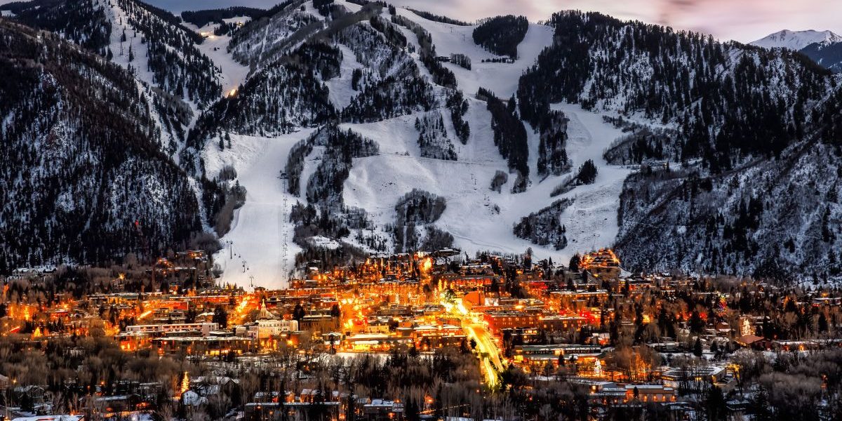 Denver to Aspen Shuttle Service: 2026 Tips for Skiers